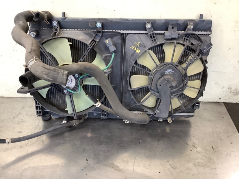 07-08 Honda Fit auto trans. Radiator assembly , A/C and RAD Fan assy used OEM