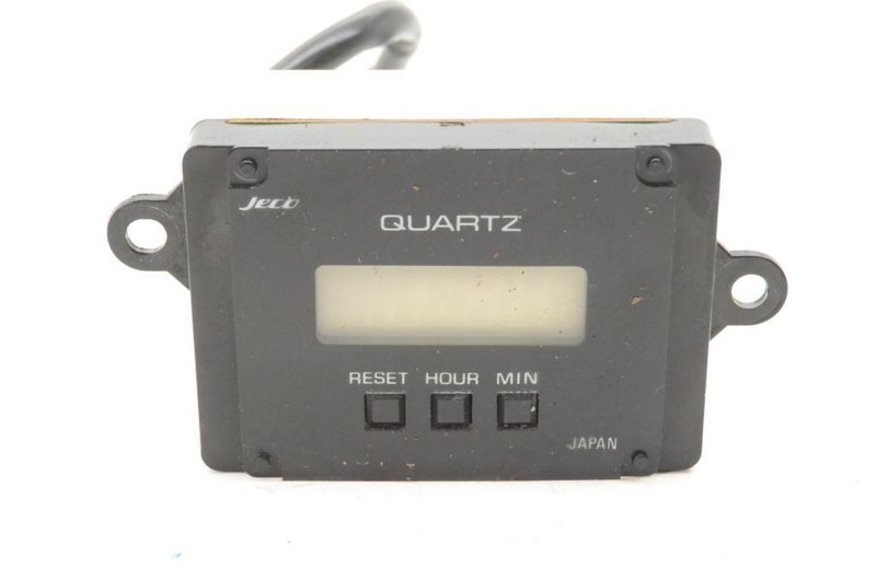 1979-1985 MAZDA RX7 FB 12A DIGITAL CLOCK ASSEMBLY JECO JAPAN 29015