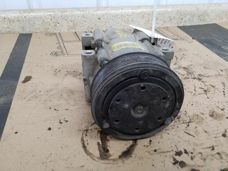 AC Compressor 8-445 Fits 99-03 FORD F250SD PICKUP 204297