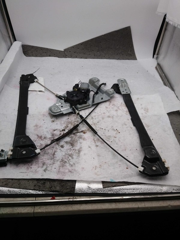 2014 Chevrolet Equinox Left Window Regulator Blue 115k Miles OEM Used