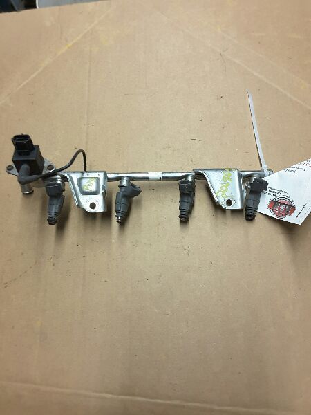 00 01 02 FOCUS FUEL INJECTION PARTS FUEL INJECTOR SOHC 2.0L 72555