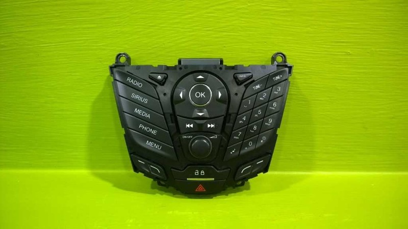 13 14 FOCUS RADIO CONTROL PANEL W/O NAVIGATION W/SATELLITE OEM 3758-4