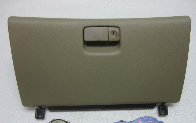 GLOVE BOX DOOR HANDLE DASH TAN TRIM LATCH CAR for 93 94 95 96 97 SUBARU IMPREZA