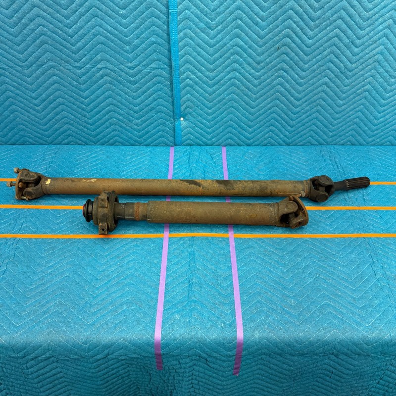 1987–1991 Volvo 780 Bertone Driveshaft Propeller Shaft Assembly OEM