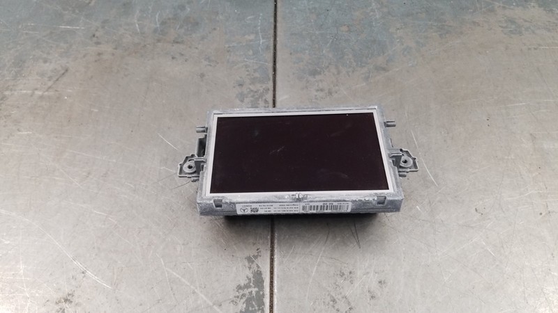 2011 Mercedes Benz AMG E 63 Navigation Display Screen #6599 P4