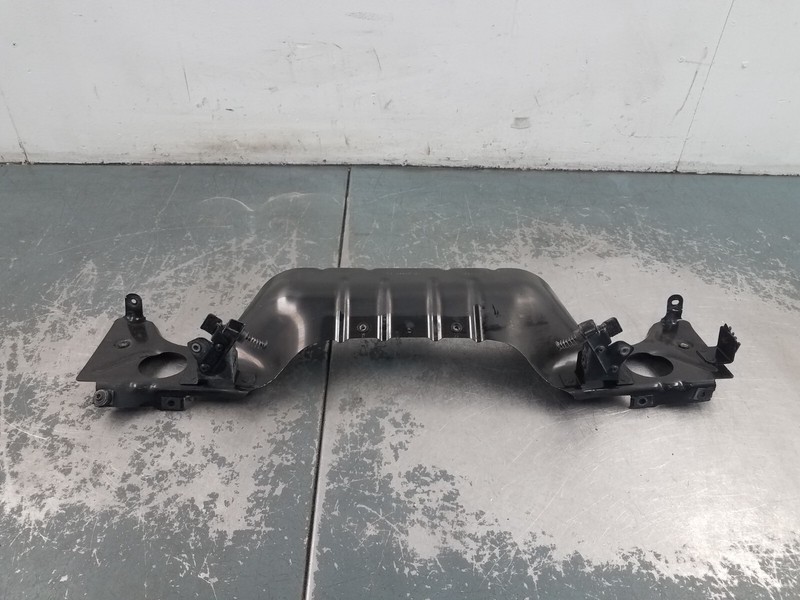 2021 McLaren 765LT Front Metal Support Bracket #5537 C7