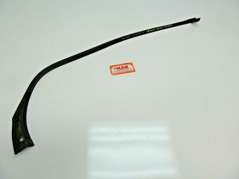 DOOR PANEL RUBBER SEAL TOP EDGE DRIVER SIDE MOLDING LEFT FRONT L for PILOT 03-08