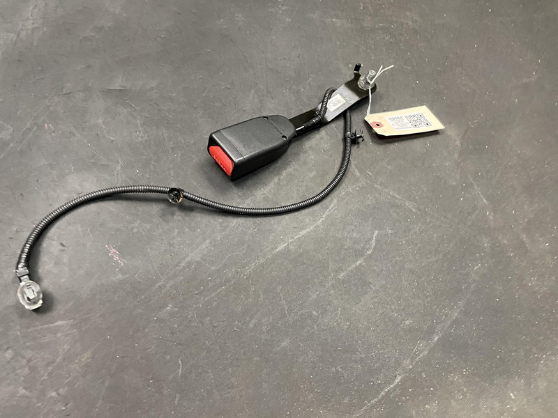 Front Left Seat Belt Buckle 2019 Honda Pilot LX 04816-TG7-A00ZB 2016 2017-2021