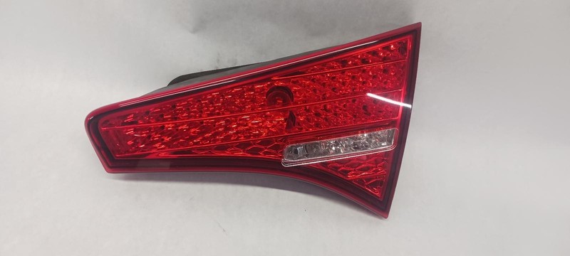 11-'13 KIA OPTIMA Right passenger inner Taillight OEM Grade A!