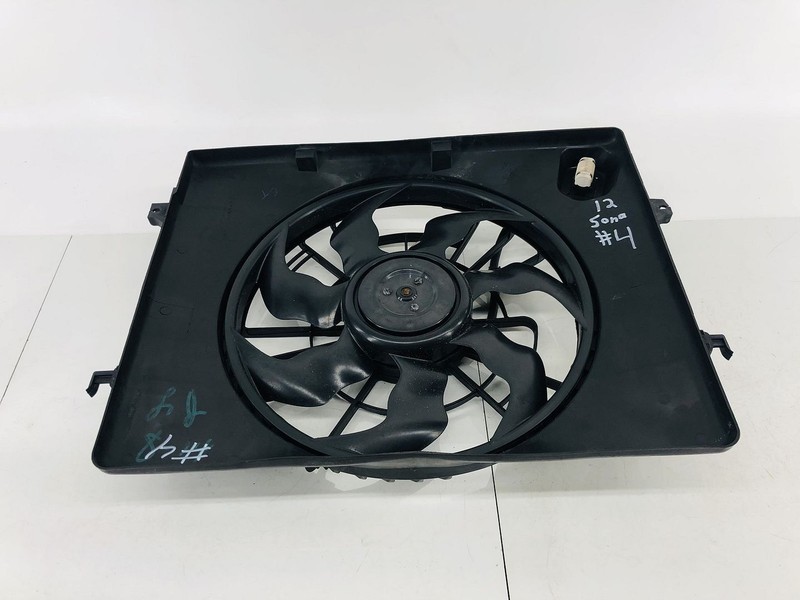 14-19 HYUNDAI SONATA 2.4L L4 GAS ENGINE MOTOR RADIATOR COOLING FAN SHROUD OEM #4