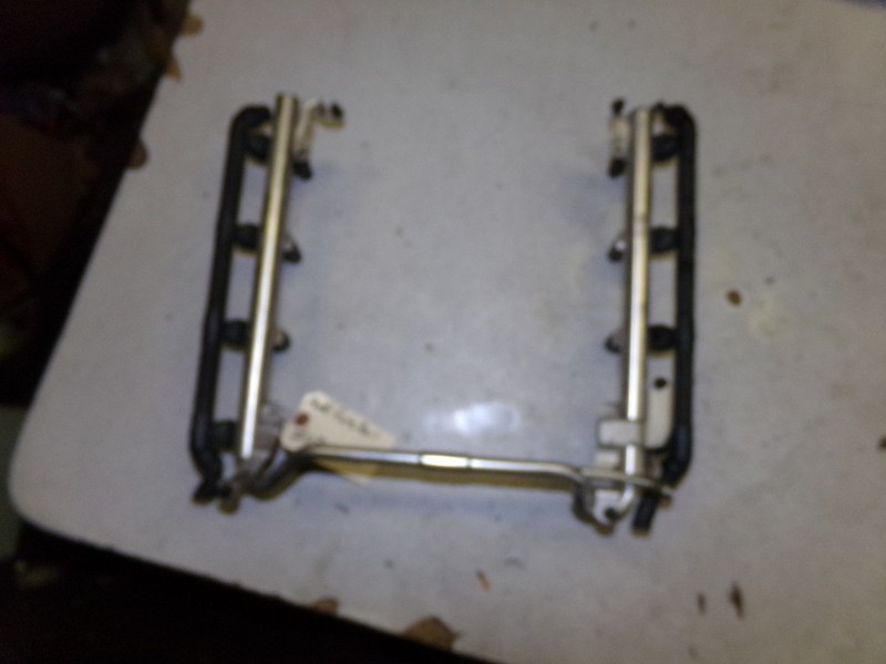 Audi 079 133 681P Fuel Rail *FREE SHIPPING*
