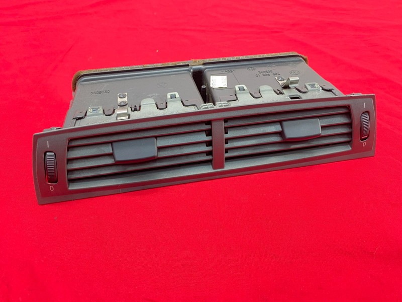 03-08 BMW E85 E86 Z4 Front Dashboard Fresh Air AC Vent Grille Trim 81K mi OEM✅