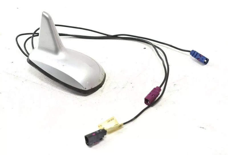 07-13 Mercedes W221 S63 AMG S400 S550 Top Roof Shark Fin Radio Antenna GPS OEM