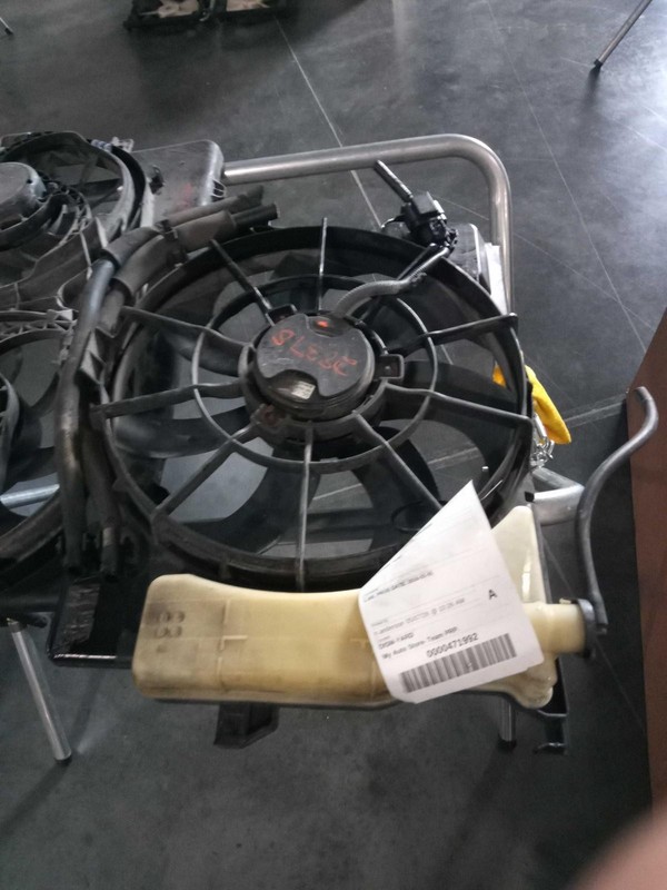 2016 Hyundai Accent Engine Cooling Fan Motor OEM 253801R600 132K Miles