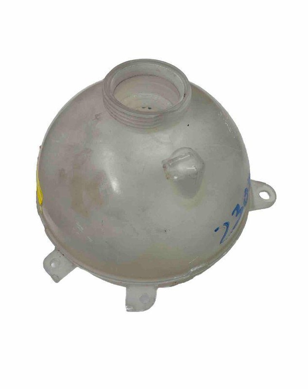 Chevrolet Equinox radiator coolant 18 22 overflow tank OEM missing cap 23386455