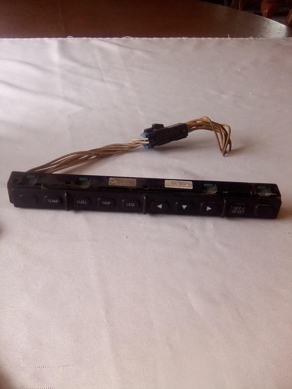 Freightliner 22-45710-003 Button Strip