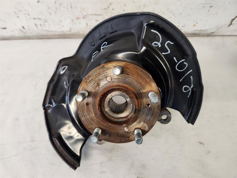 2019-2022 Honda Hr-V Front Passenger Spindle Knuckle Hub Bearing 51211-T8n-000