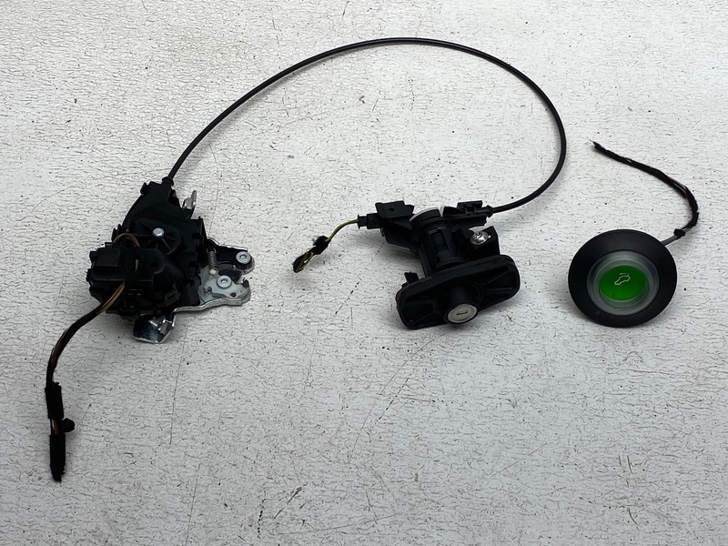 2010-2013 MERCEDES E350 REAR TRUNK LID LOCK LATCH ACTUATOR OEM LOT728