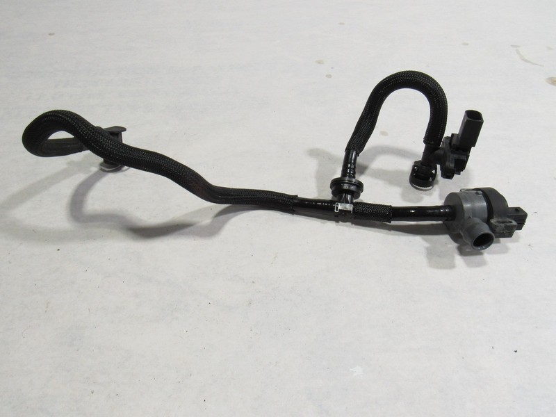 20-24 BMW M8 F93 2022 Fuel Gas Tank Ventilation Valve Hose Pipe Line Tube ;:O