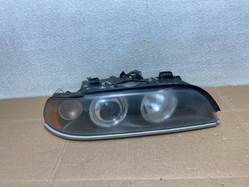 2001-2003 BMW E39 5 Series Headlight Right Passenger Side XENON OEM Y8482 DW