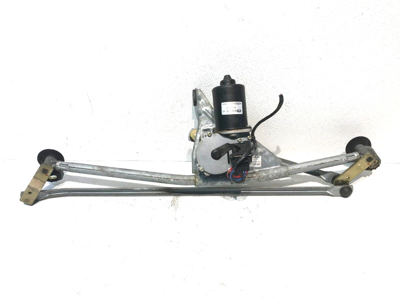97-06 Jaguar XKR X100 Windshield Wiper Motor Mechanism OEM GJA8951AF