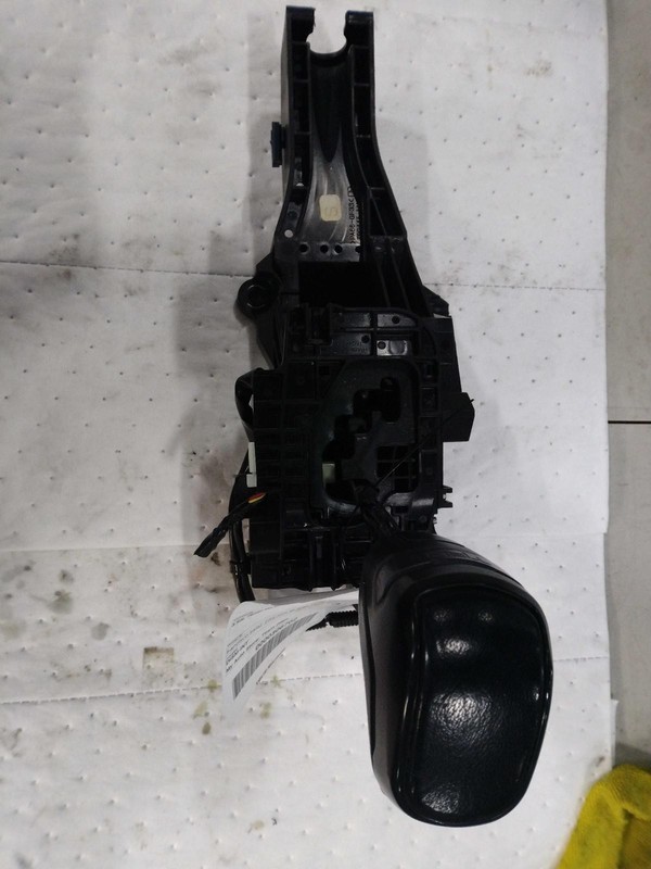 2020 Toyota Tacoma Automatic Transmission Shift Lever Assembly 4WD 78K Miles