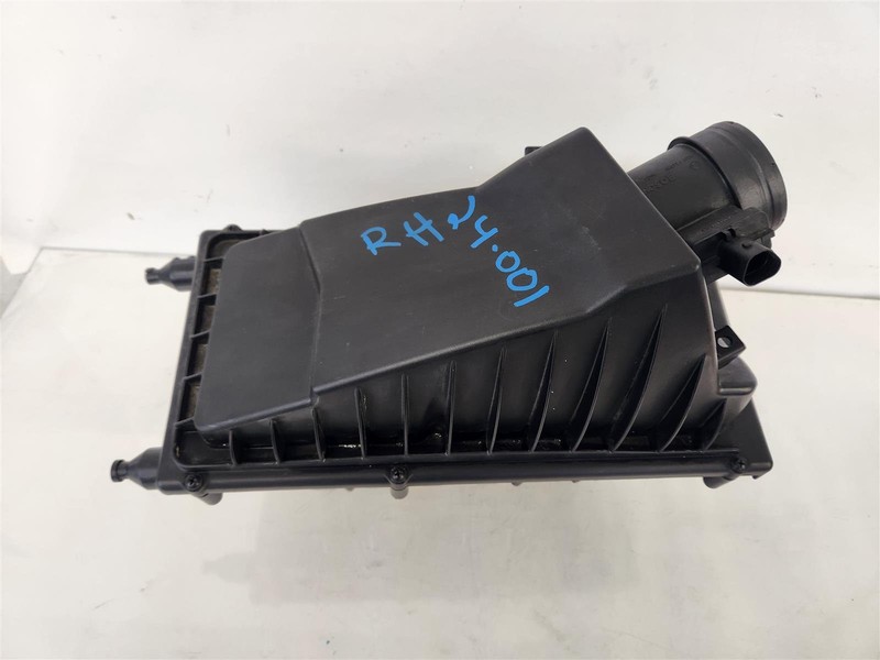 2017-2020 Land Rover Discovery Air Intake Cleaner Filter Box Right Side 3.0L