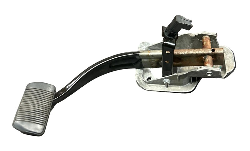 2016JEEP GRAND CHEROKEE NON ADJUSTABLE BRAKE STOP PEDAL OEM