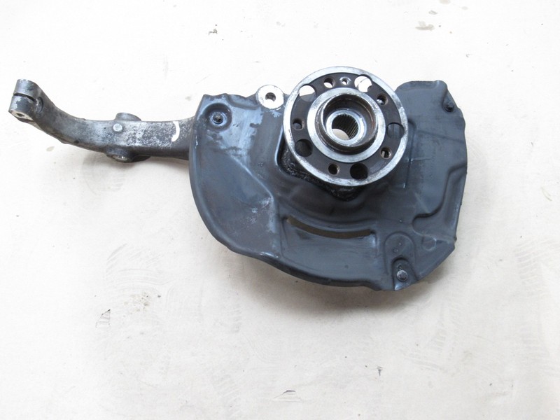 Mercedes S550 C217 2015 4.7L AWD Front Left Driver Spindle Knuckle Hub 14-17 *