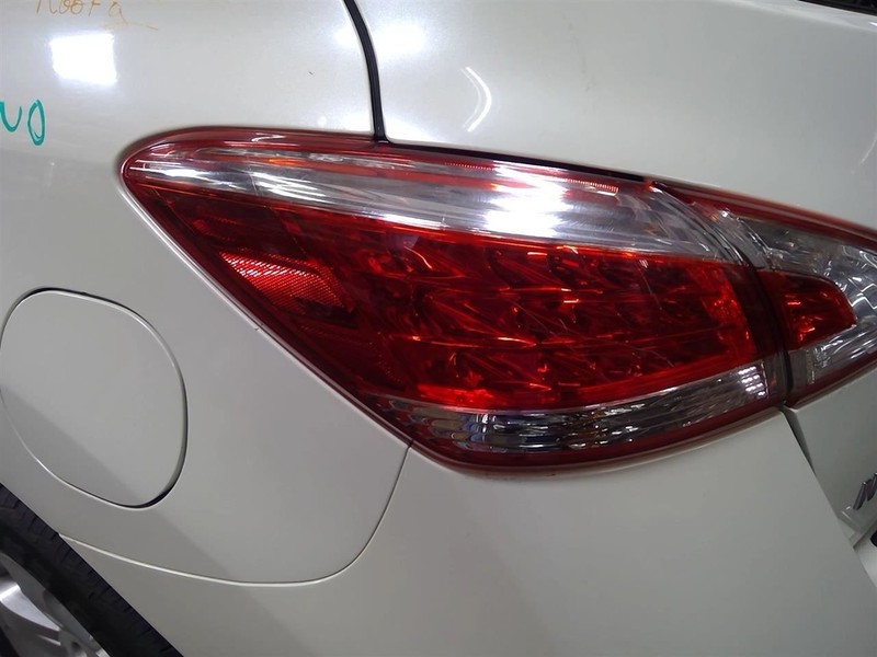 Driver Tail Light 4 Door Quarter Panel Mounted Fits 11-14 MURANO 1765818