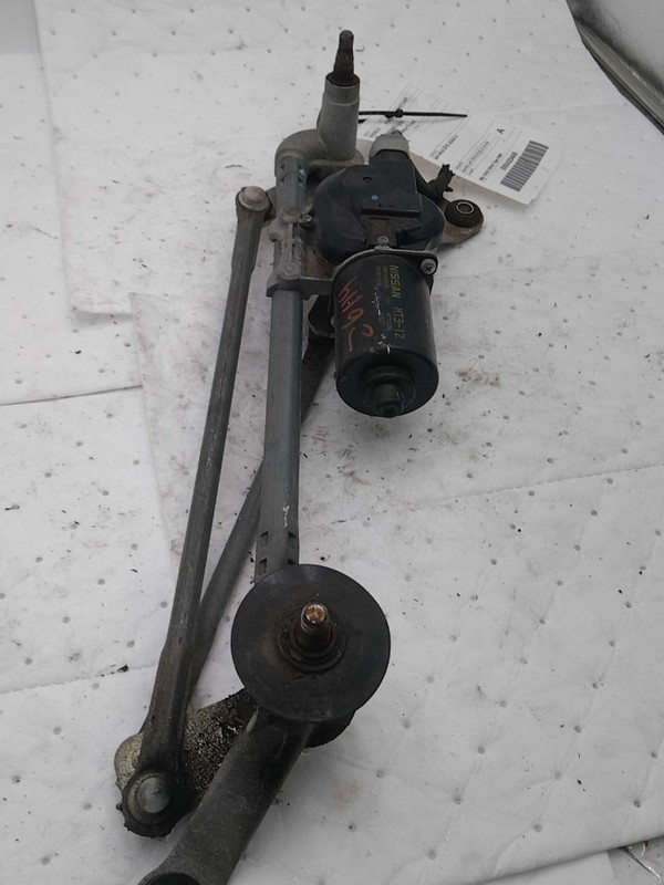 2016 INFINITI QX50 Wiper Motor OEM 288101BA0A 288101BA0B 122K Miles White