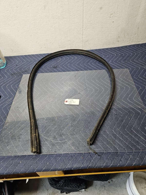 2013 Ford E250 Van Windshield Wiper Cowl Seal OEM