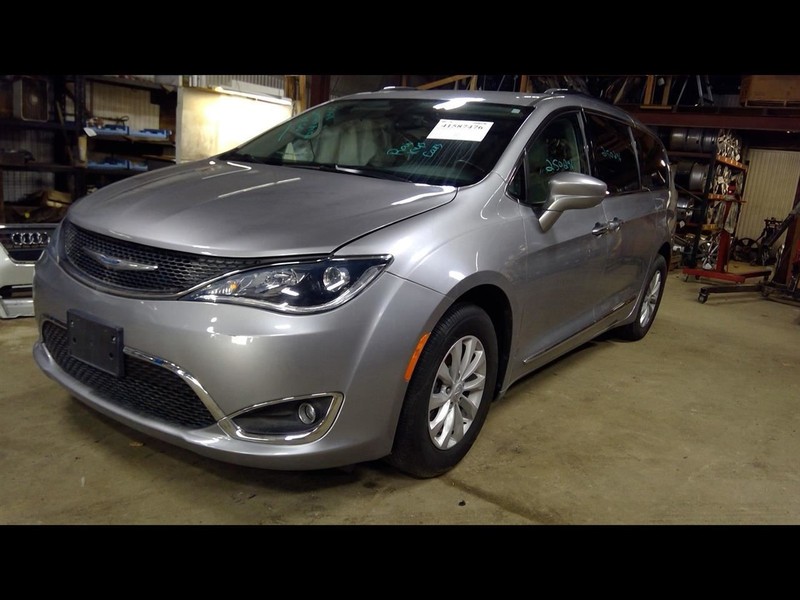 Driver Left Air Bag Driver Knee Fits 17-23 PACIFICA 1638202