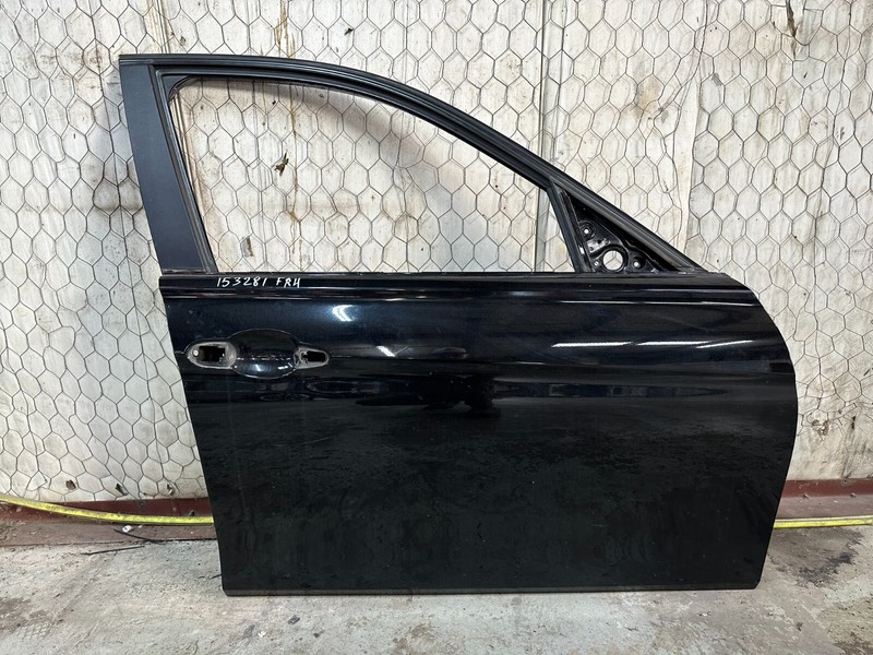 12-18 BMW F30 F80 Sedan FRONT RIGHT PASSENGER SIDE DOOR SHELL Black 668 OEM