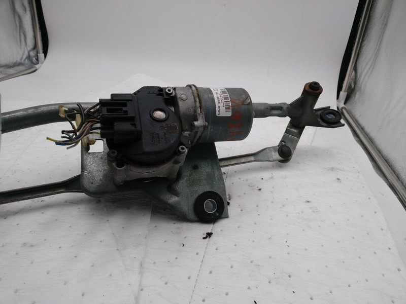 2011 Lincoln MKS Wiper Motor OEM Black 113K Miles 6 Month Warranty