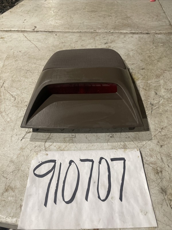 1997-2001 Lexus ES300 GS300 Rear High Mount 3RD Third Brake Light 64033-33070