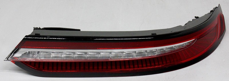 OEM Right Passenger Side Tail Lamp For Lincoln Corsair LJ7Z-13404-F Lens Chip
