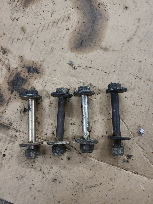 Mercedes-benz Control ArmFrontBOLTS W114 W115 220 D/8