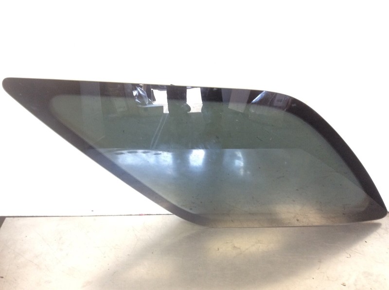 01-06 Acura MDX Left Quarter Panel Vent Glass Triangle Window Used OEM