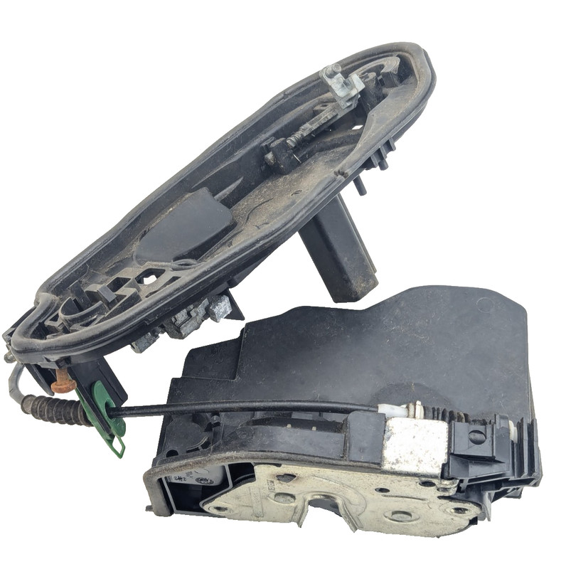2007 - 2013 BMW X5 E70 REAR RIGHT SIDE DOOR LOCK LATCH ACTUATOR 7202148