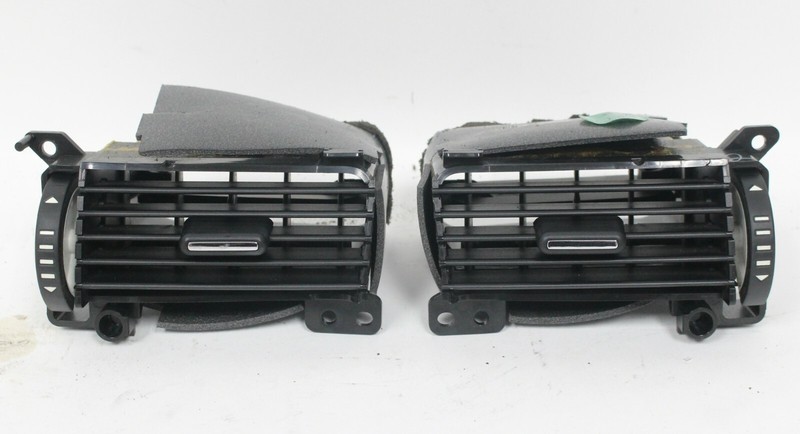 2008 2009 Pontiac G8 Center Dash Air Outlet Vents Left & Right Pair USED OEM GM