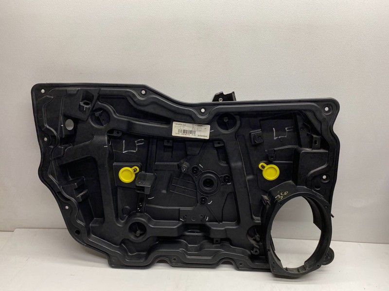 2015-2017 CHRYSLER 200 LEFT FRONT DOOR WINDOW REGULATOR AND PANEL OEM