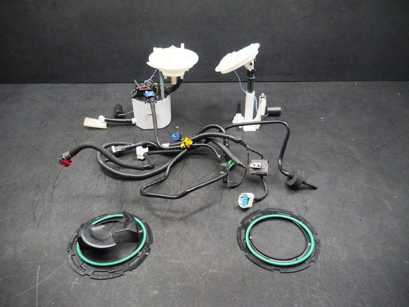 2018 Chevrolet Camaro Fuel Pump Sending Unit Wire Assembly 84244660 OEM