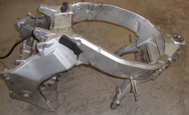 2006 Honda ST1300PA ST1300 ST 1300 PA P Main Frame Chassis Straight SLVG