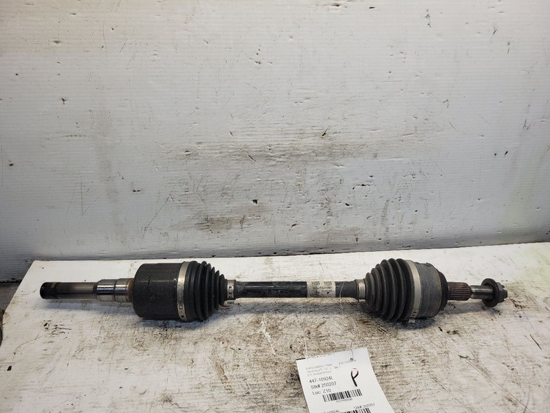 Driver Left Axle Shaft Front Fits 20 CORSAIR 1608098