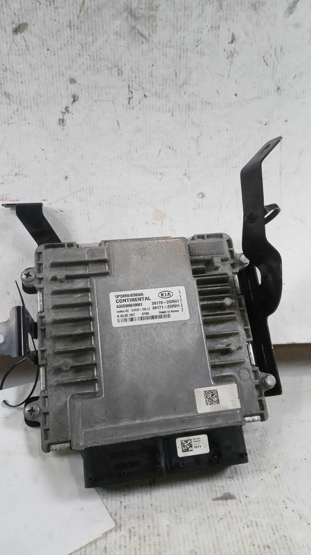 2020 KIA Sportage Engine Control Module ECM 2.4L OEM 35000 Mi Silver