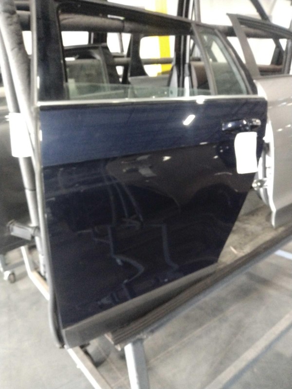 2017 Volkswagen Golf Left Rear Door Blue - Good Condition, 109k Miles