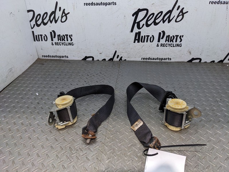 2011-2015 Chevrolet Camaro SS Coupe Rear Seat Belts Pair OEM1174395