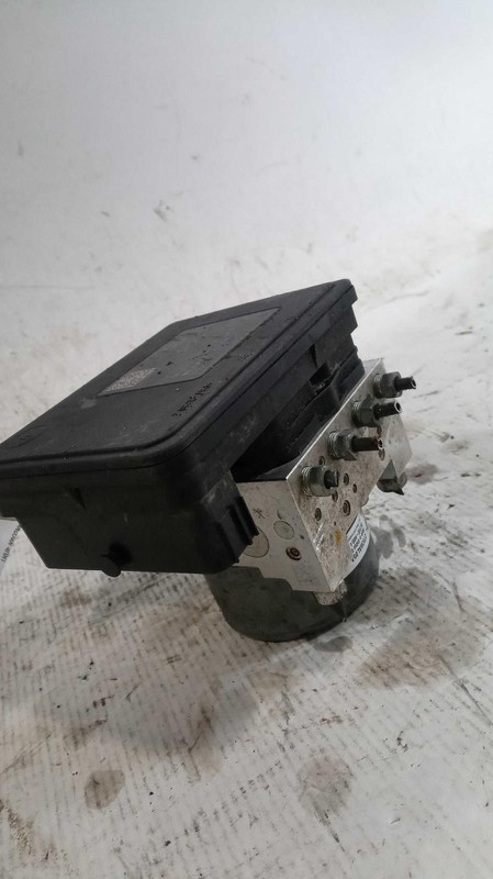 2017 Subaru Legacy ABS Pump & Motor Assembly OEM 70K Miles 4WD Blue
