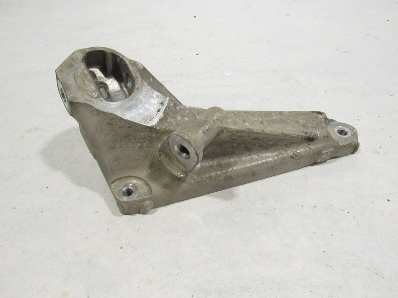 18-20 Mercedes S560 W222 2019 4.0L Right Engine Motor Mount Bracket |:O